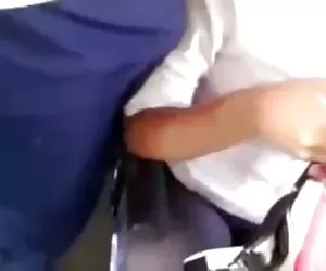 只有妇女的女孩暨在嘴里 异族的妻子色情