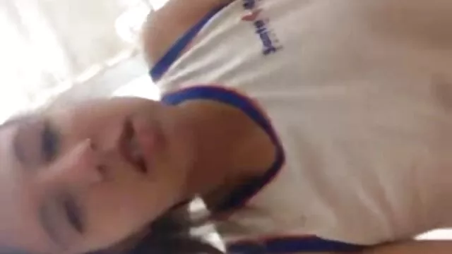 丰满的凯恩狗屎，亚洲人，老师, 业余的女朋友吹箫
