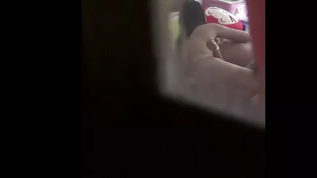 匈牙利女孩凯西仍然拉屎你的屁股在街上 业余海滩性爱